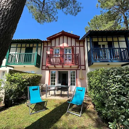 Maisonnette De Tourisme Avec Piscine Chauffee - 5 Pers. - Fr-1-878-78 Nyaraló